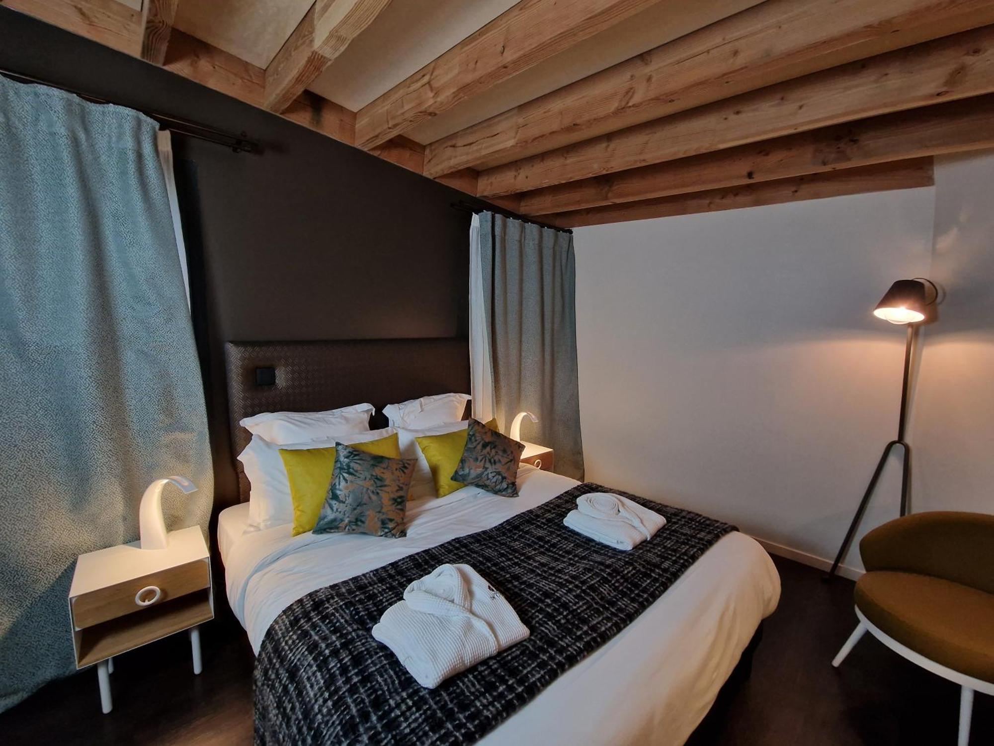 Domaine De L'Epau Eco-Resort Yvre-l'Eveque Экстерьер фото