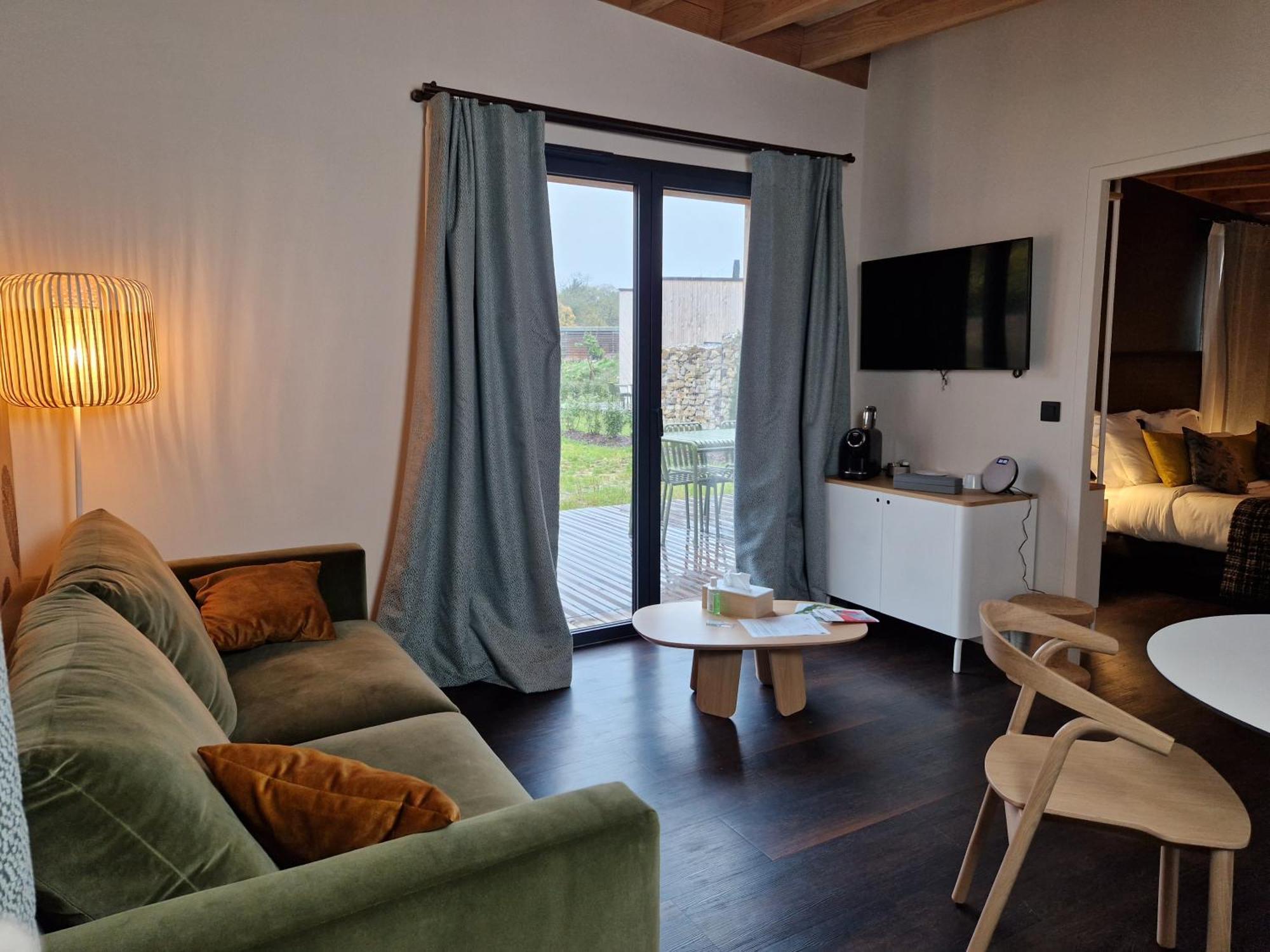 Domaine De L'Epau Eco-Resort Yvre-l'Eveque Экстерьер фото